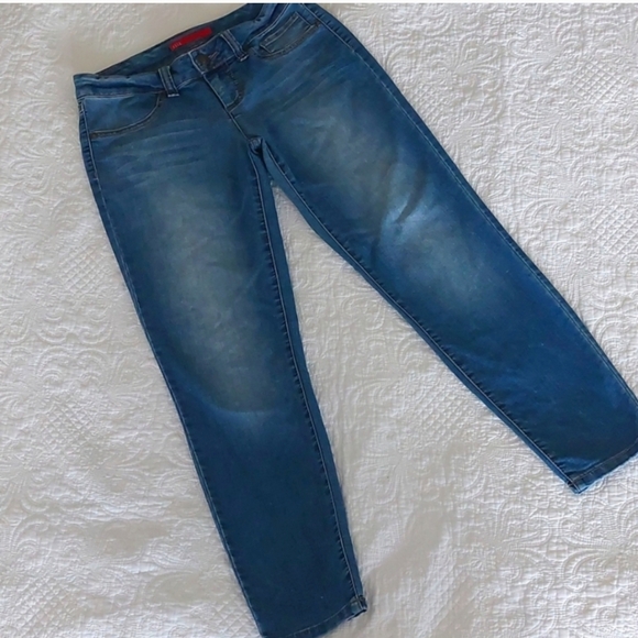 Elle Distressed Ankle Jeans 6 Petite - Picture 2 of 8
